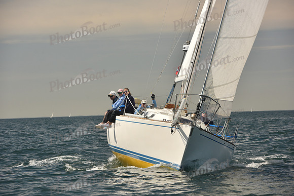2024 Figawi 2280
