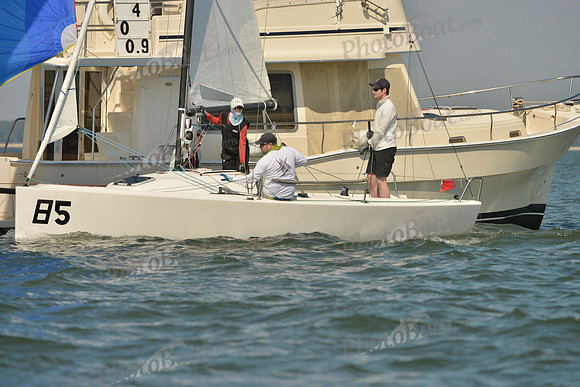 2016-2017 Quantum J70 Winter Series III_1057