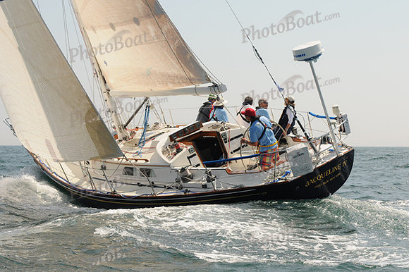 2010_Newport_Bermuda 787