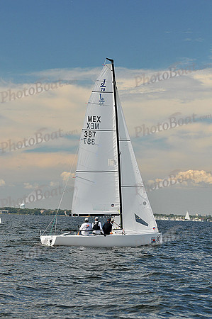 2013 J70 NAs B 072