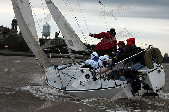 2011 NY Architects Regatta 539