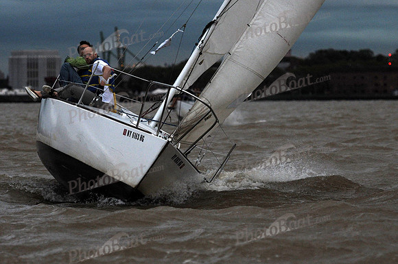 2011 NY Architects Regatta 826