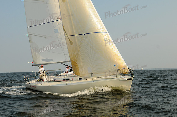2011 Vineyard Race B 926