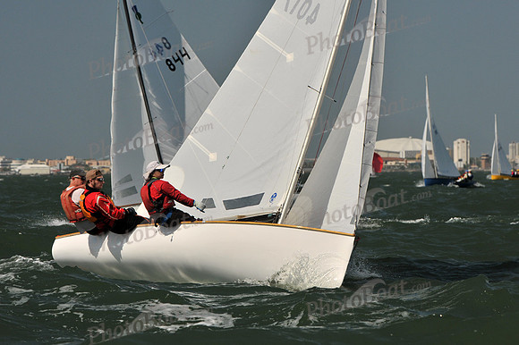 2012 Thistle Midwinters B 820