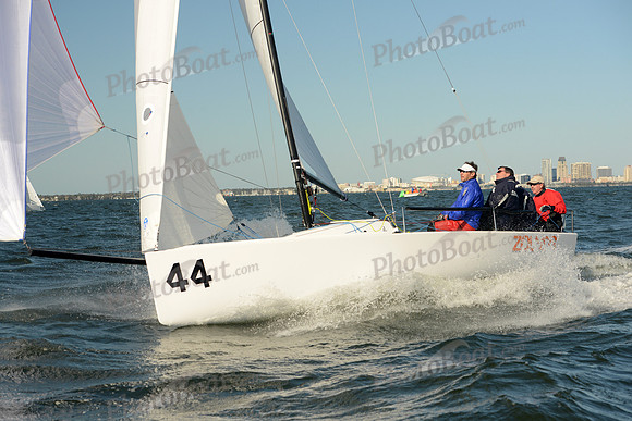 2016 J70 Midwinters B_0081