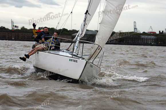 2011 NY Architects Regatta 464
