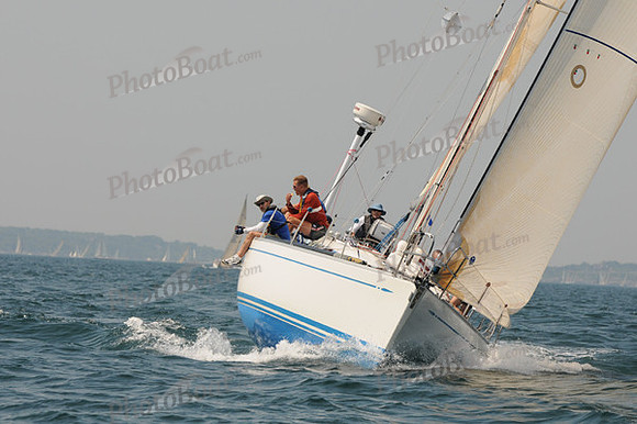 2010_Newport_Bermuda 670