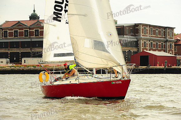 2014 NY Architects Regatta 180