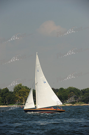 2015 IHYC Classic Yacht Regatta B 071
