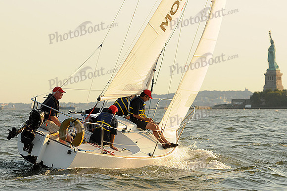 2012 NY Architects Regatta 393