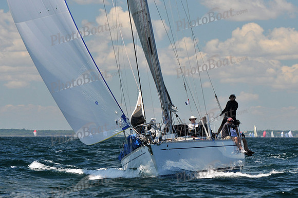 2012 Newport Bermuda 745