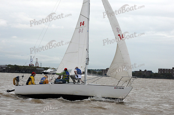 2011 NY Architects Regatta 229