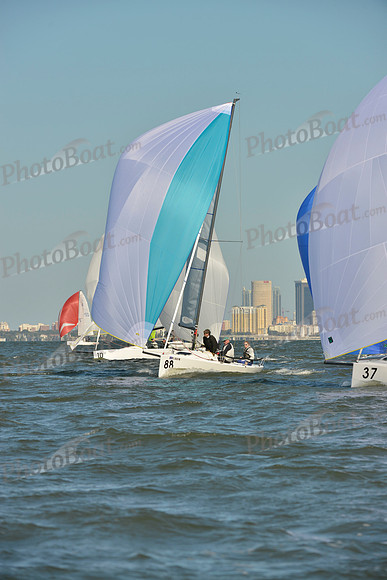 2016-2017 Quantum J70 Winter Series I_0441