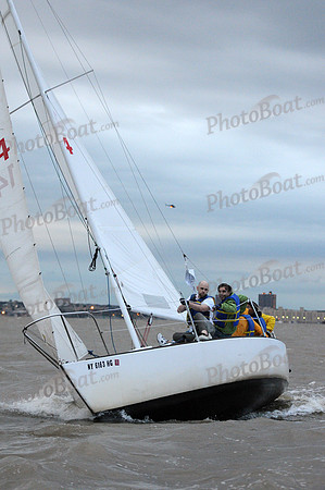 2011 NY Architects Regatta 851