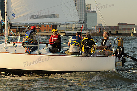 2012 NY Architects Regatta 311