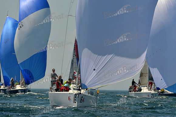 2015 Block Island Race Week B 077