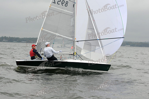 2011 505 NAs B 372