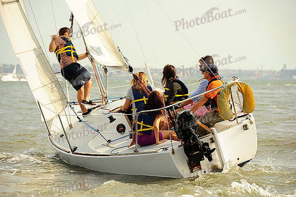 2014 NY Architects Regatta 499