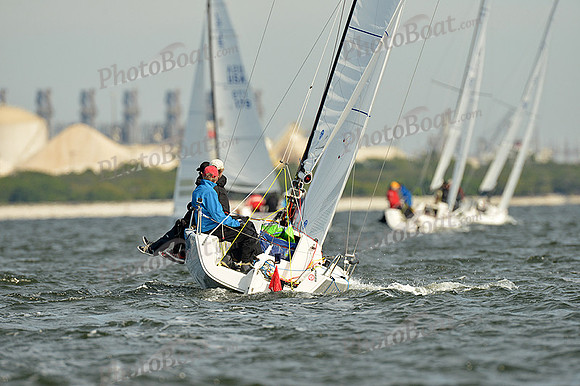 2015 J70 Winter Series B 907