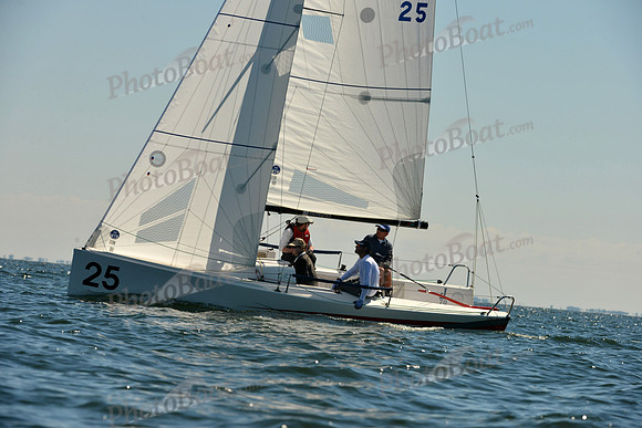 2016 J70 Midwinters D_ 0344