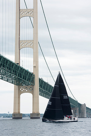 2019 Chicago to Mackinac G_2238-byPhotoBoat