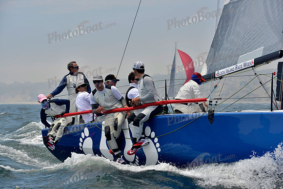 2017-Block-Island-Race-Week-D_0924