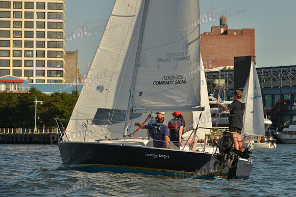 2016 NY Architects Regatta_0799