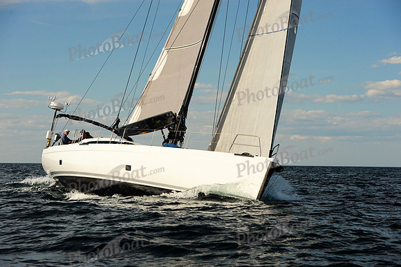 2014 Newport Bermuda A 2550
