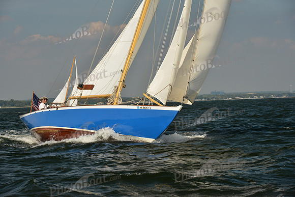 2015 IHYC Classic Yacht Regatta 448