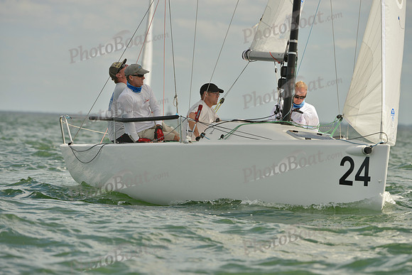 2017 Quantum J70 Midwinters A_0744