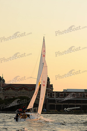2012 NY Architects Regatta 1009