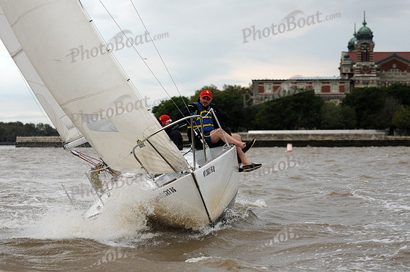 2011 NY Architects Regatta 140