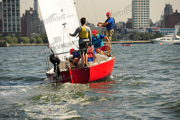 2015 NY Architects Regatta B 050