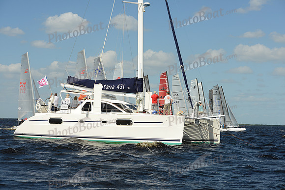 2015 F18 Americas D 320