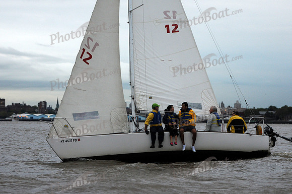 2011 NY Architects Regatta 560