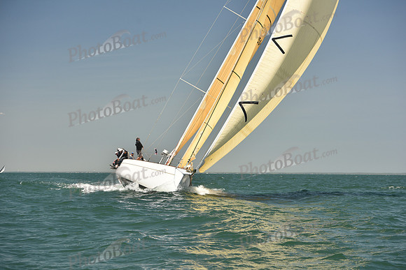 2023 Figawi 2260