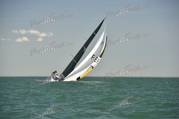 2023 Figawi 2300