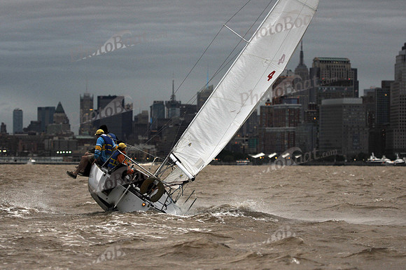 2011 NY Architects Regatta 755