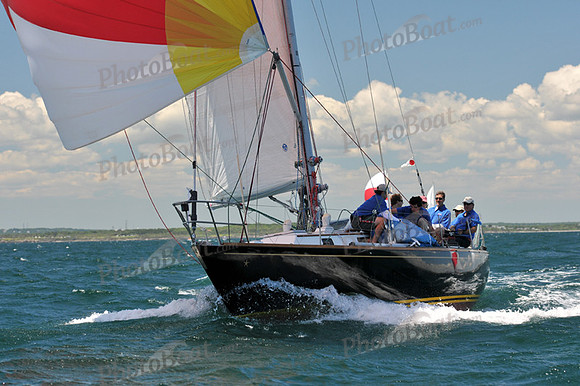 2012 Newport Bermuda 305