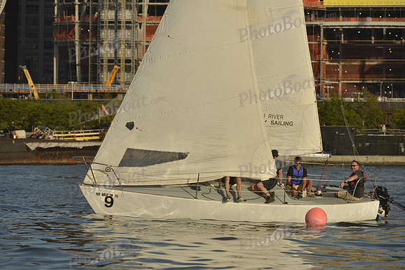 2016 NY Architects Regatta_1073