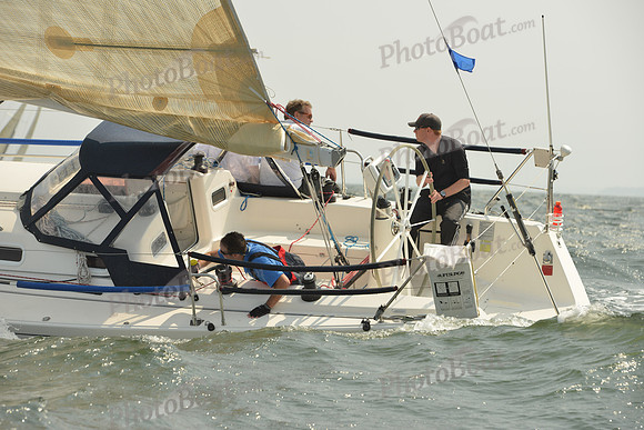 2015 Vineyard Race A 737