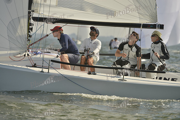2016-2017 Quantum J70 Winter Series III_0310