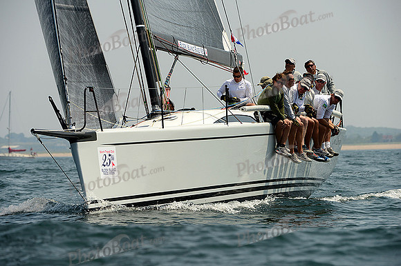 2013 Block Island Race Week B 2678