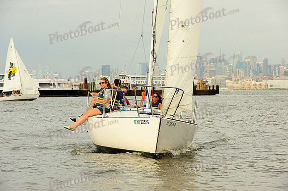 2014 NY Architects Regatta 1083