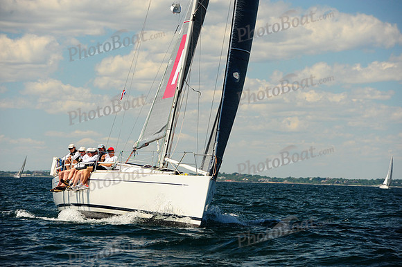 2014 Newport Bermuda A 950