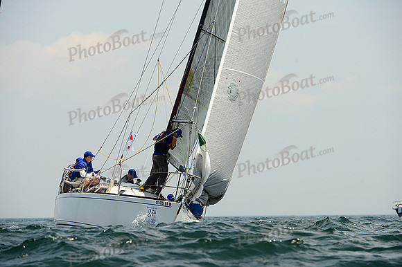2013 Block Island Race Week C 073
