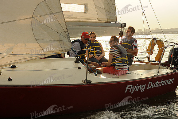 2013 NY-Architects-Regatta 120