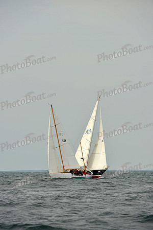 2015 Block Island Race Week K 070
