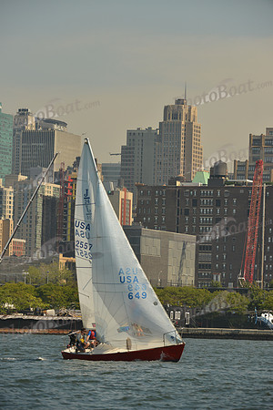 2015 NY Architects Regatta A 011