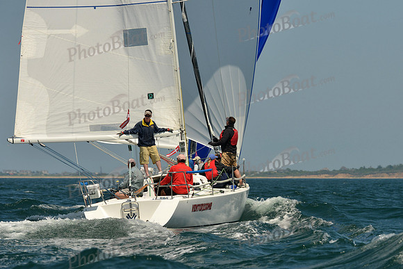 2015 Block Island Race Week B 327
